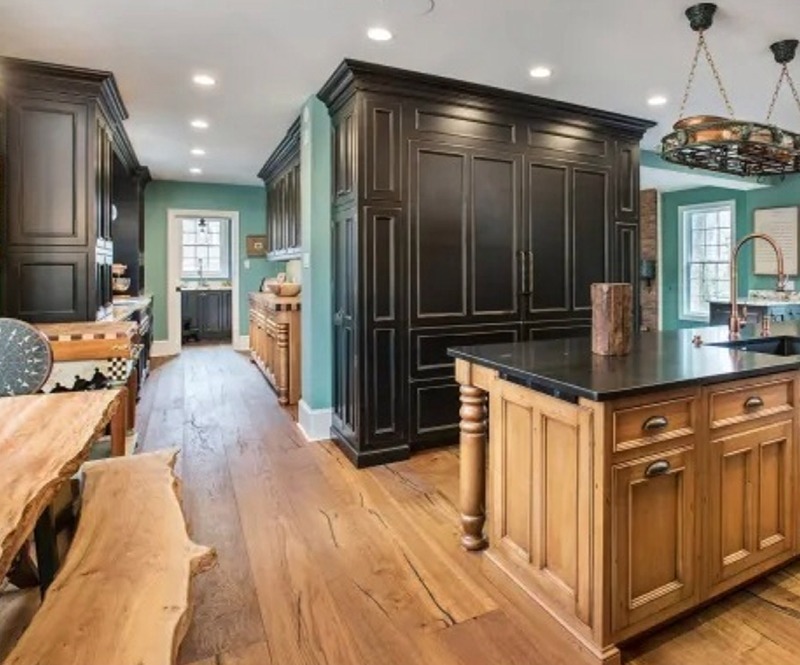Kitchen & Bathroom Custom Cabinet Installation Contractors in Thomaston, CT